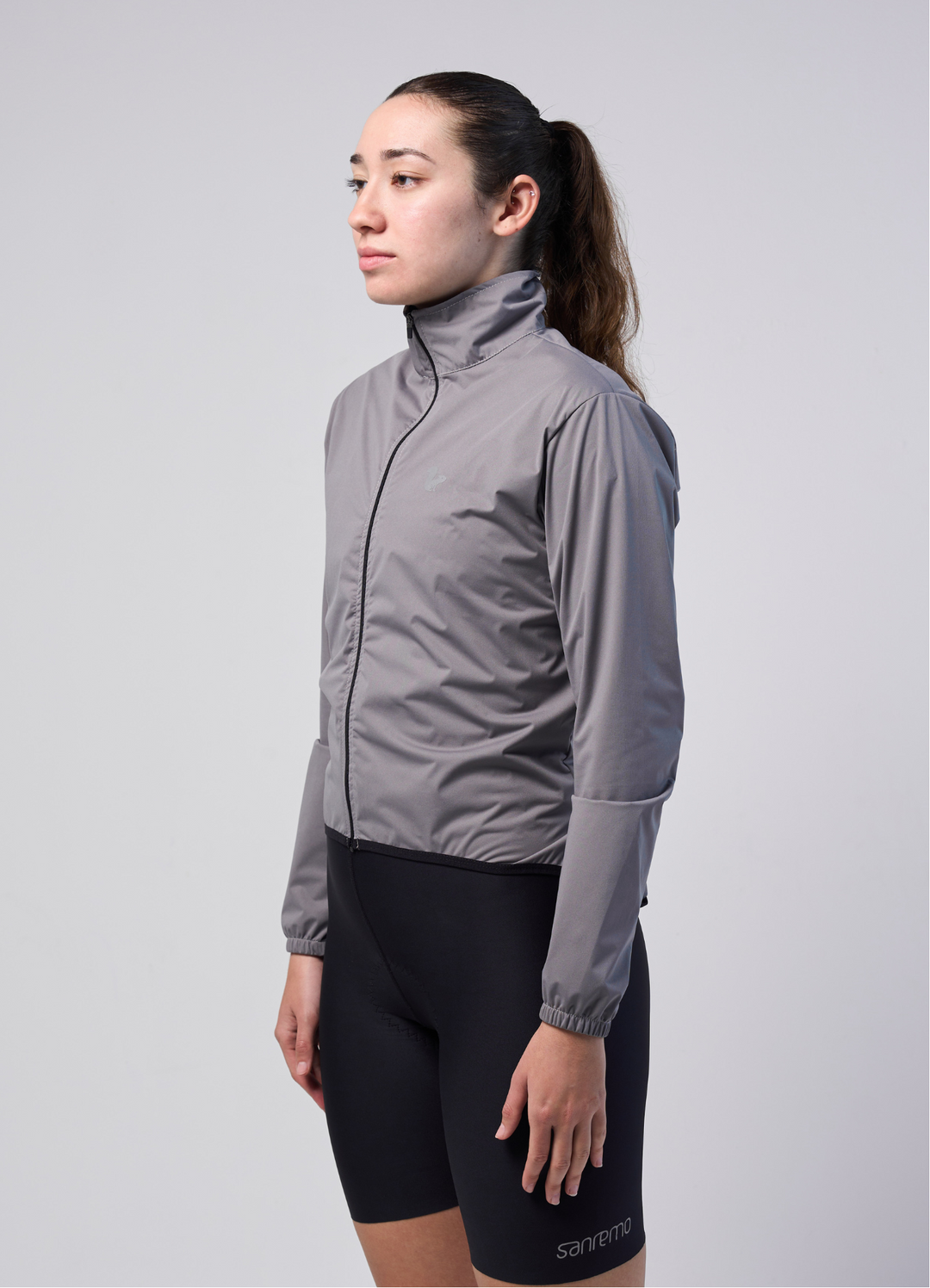 Chamarra Impermeable Gris Claro - Mujer